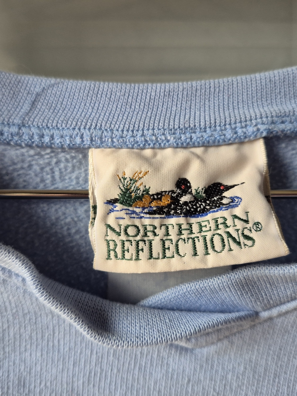 Vintage Northern Reflections Light Blue Crewneck Sweater with Lighthouse Scene - Picture 5 of 6